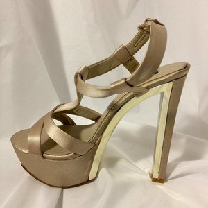 New Baker's Elite Gold Beige Platform Strap Pumps Metallic, size 7